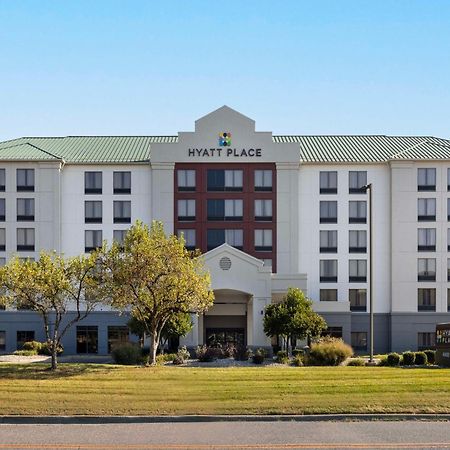 Hyatt Place Detroit/Utica Bagian luar foto